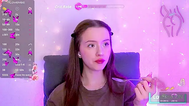 BellaVelure6767 online show from March 11, 10:45 pm