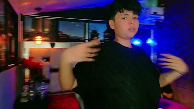 lunabustygirl online show from February 14, 10:12 pm