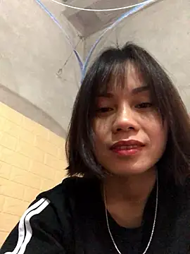 Trangbabylove online show from January 16, 7:04 am