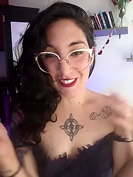 Melinerd online show from March 26, 6:42 pm