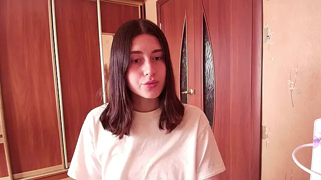 KristinaScott online show from April 12, 10:40 am