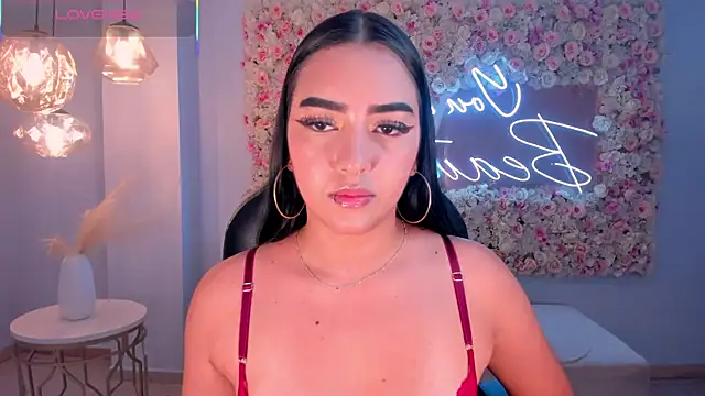 SophieLanne online show from February 11, 4:58 am