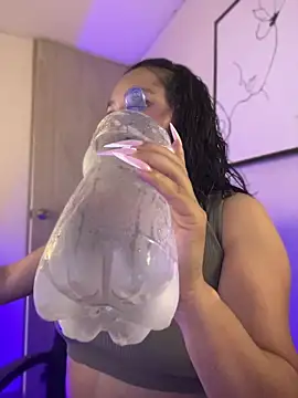 LaraDanverss online show from April 16, 9:39 pm