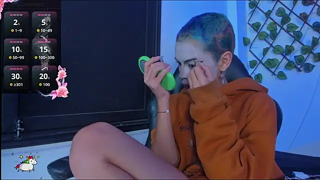 Anny Kiitty online show from November 25, 4:14 am