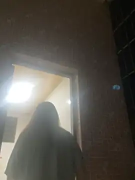 yiyi0316 online show from April 11, 4:43 pm