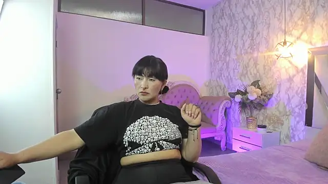 LILITH LIBELULA online show from November 29, 8:46 pm