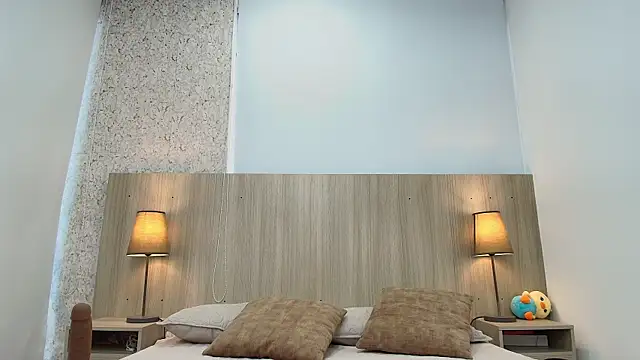 mature eva1 online show from December 18, 11:15 am