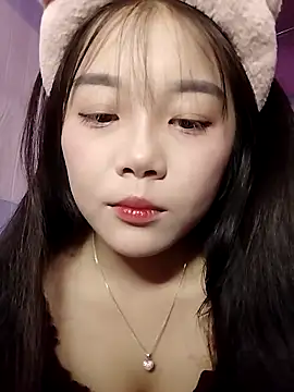 Baa-bee22 online show from May 12, 12:41 am