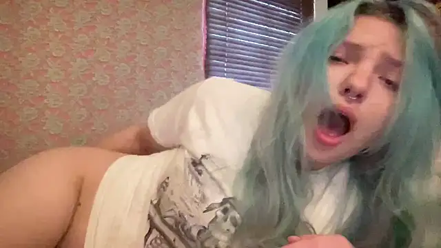 sirenspace online show from April 15, 11:05 pm