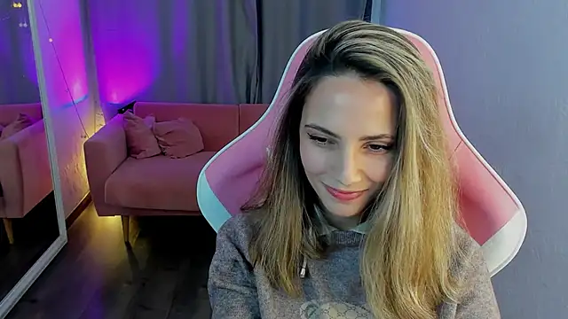 amelia meili online show from November 21, 1:13 pm