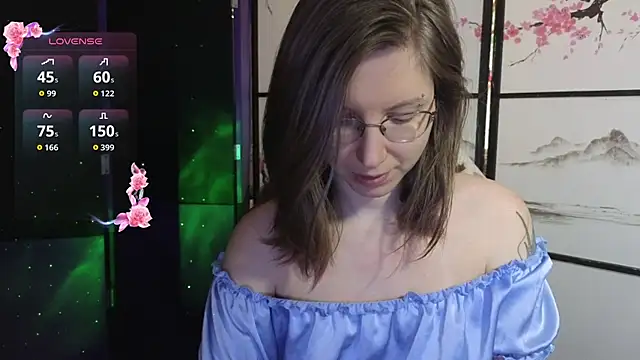 scarlettsrose online show from March 24, 2:00 pm