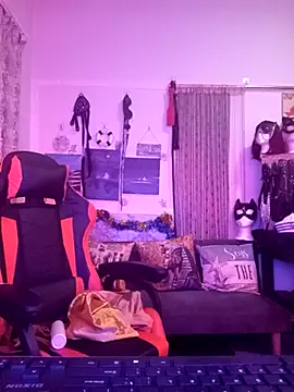 LaReineCleo online show from January 6, 8:07 am