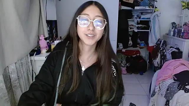 Nanylux online show from December 5, 4:56 am