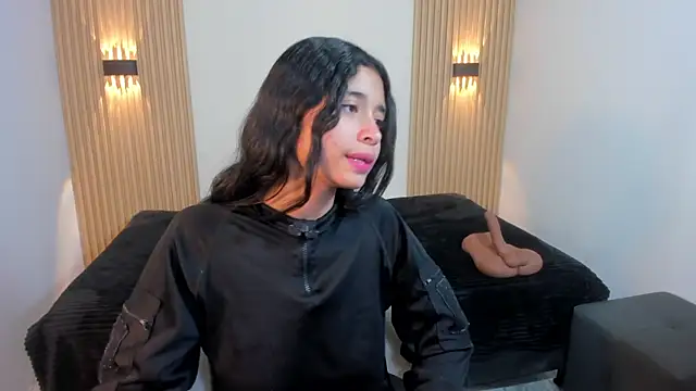 Ashleycooper5 online show from December 19, 9:07 pm