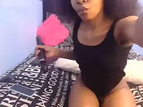 LisaBluexxx1 online show from December 4, 10:21 pm