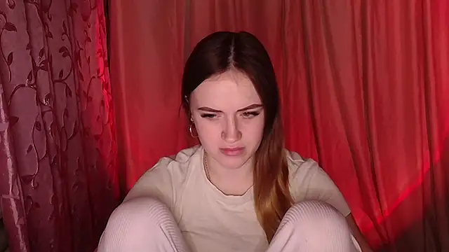 Illa May online show from March 5, 8:15 pm