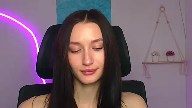 Stella XO online show from April 20, 5:54 am