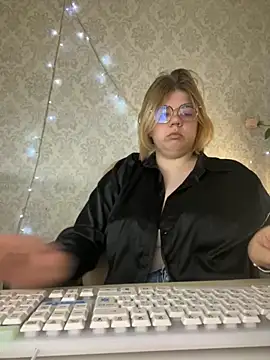 KrisRoyal online show from November 22, 12:08 pm