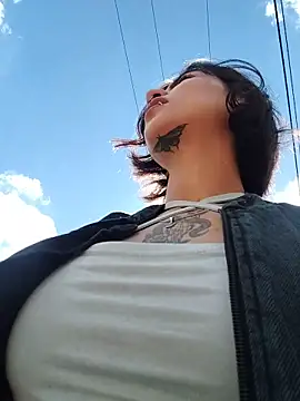 Zoe addiction online show from November 22, 2:09 pm