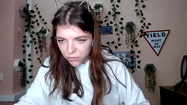 Sweeet Emilyy online show from December 3, 2:41 pm