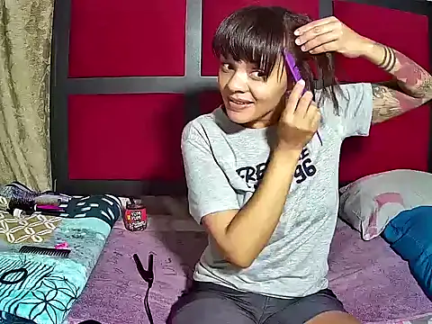 Cadence28 online show from March 31, 8:09 pm