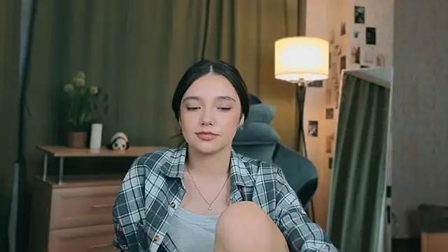 Vexorine online show from April 24, 8:00 pm