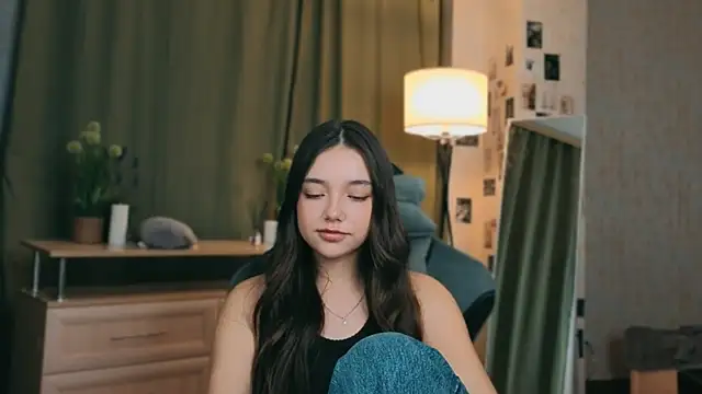 Vexorine online show from April 28, 7:40 pm