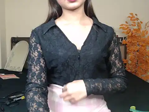  Gold Apple  online show from January 9, 5:50 pm