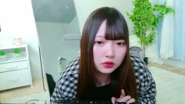 Sakura F online show from April 15, 4:51 pm