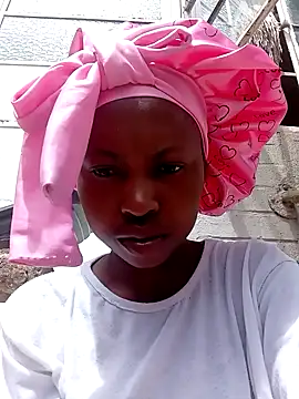 Sweethoneypot25 online show from March 13, 9:21 am