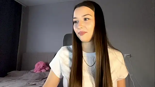 Annie SmiIe online show from November 24, 10:06 am