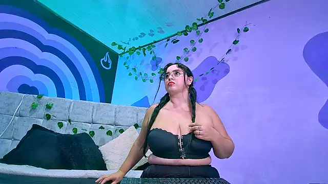 Lorena Adamsx online show from November 28, 6:55 pm