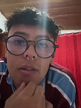 Yunaraa online show from December 21, 11:19 pm