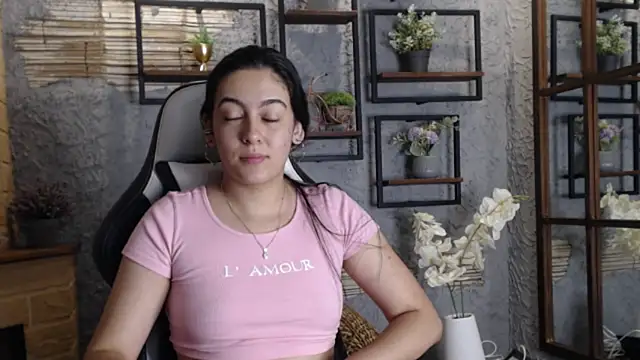 Teasybabe online show from December 3, 12:07 pm