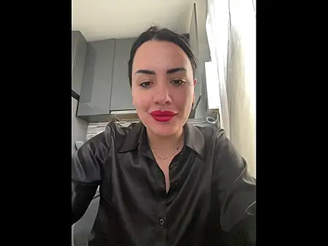     Eva     online show from November 25, 11:23 am