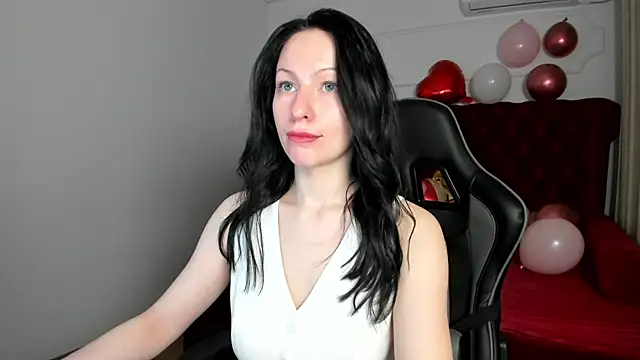 NaomiBlakes online show from February 16, 5:29 am