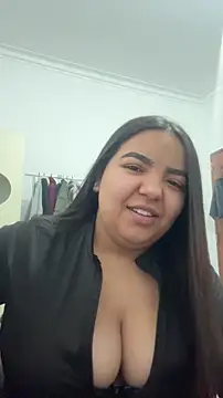 princezzc online show from December 3, 2:25 am