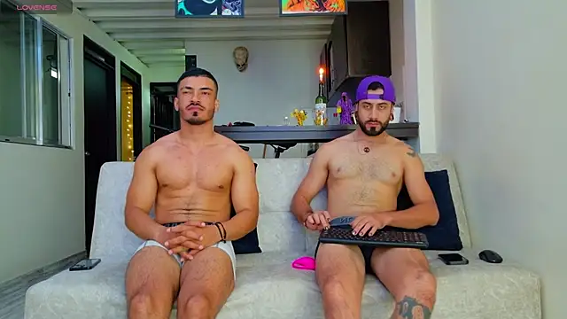 heteros curious online show from December 17, 12:38 am