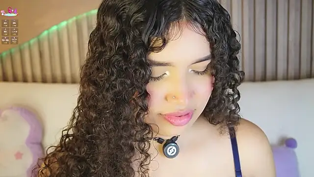 EloiseSweetxx online show from March 11, 12:42 pm