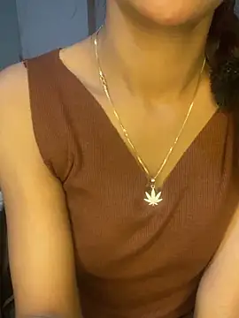 LOVELY BABYJI online show from December 13, 7:53 pm