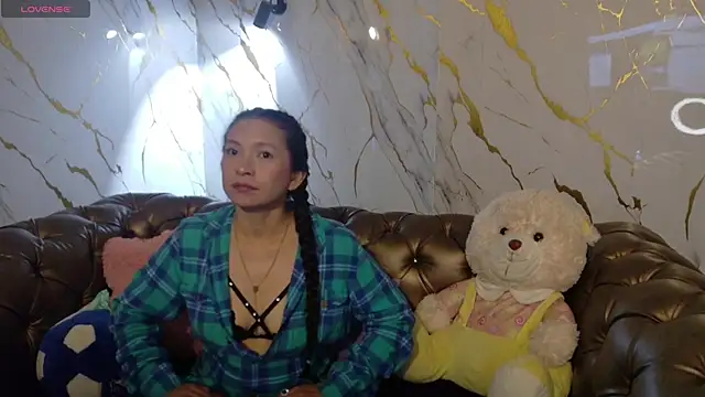 Cloe16  online show from December 14, 2:39 am