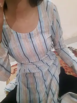 Alpee kumri online show from February 1, 7:12 pm