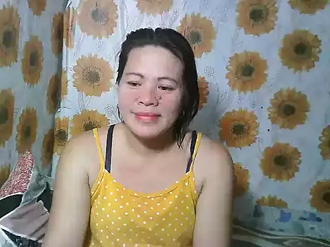 Smilinglovely online show from March 1, 6:46 am