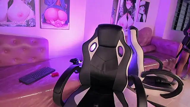 A Good Witch online show from February 21, 1:45 pm