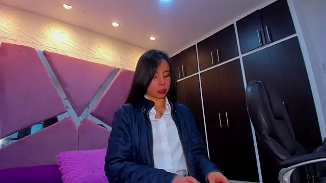 sol-angel online show from June 2, 3:02 pm