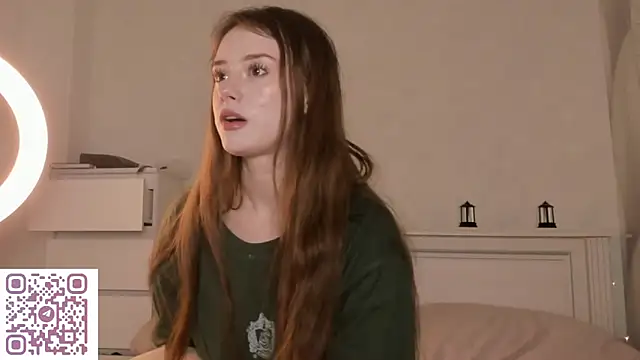 AmyForYouu online show from December 22, 8:12 pm