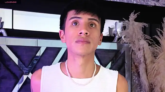 megan lenon online show from June 25, 7:48 pm