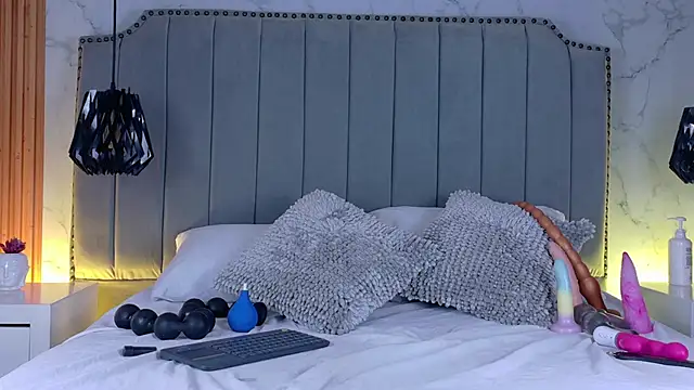 cata muakgb online show from March 17, 4:55 pm