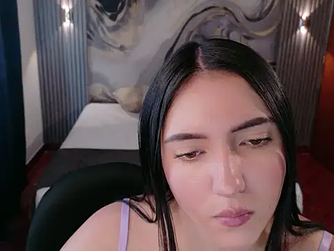 Isa-Trujilloo online show from November 25, 1:35 pm