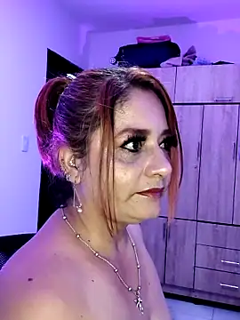 sexy ambarr online show from December 5, 1:16 am